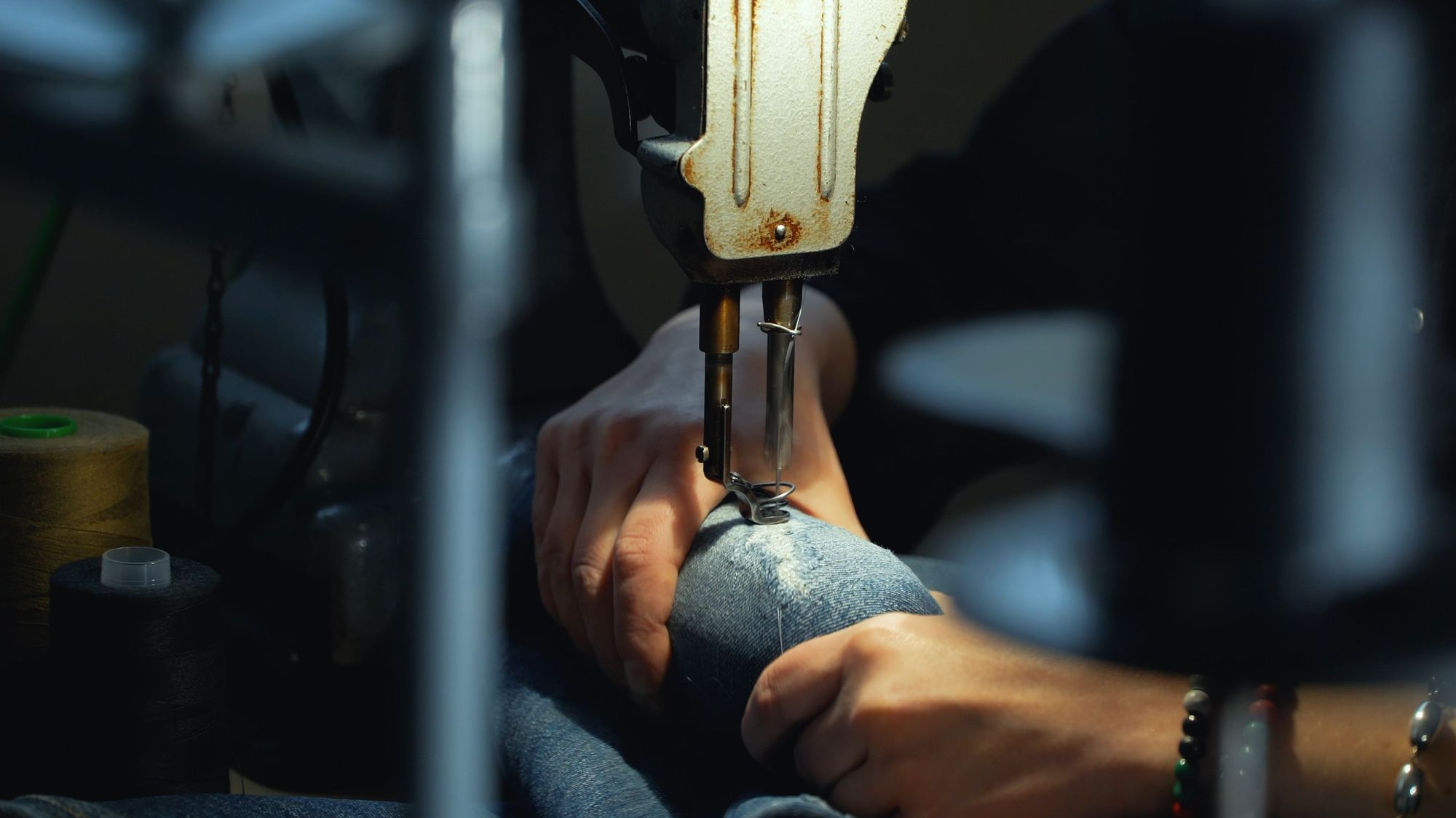 Chain stitch hemming
